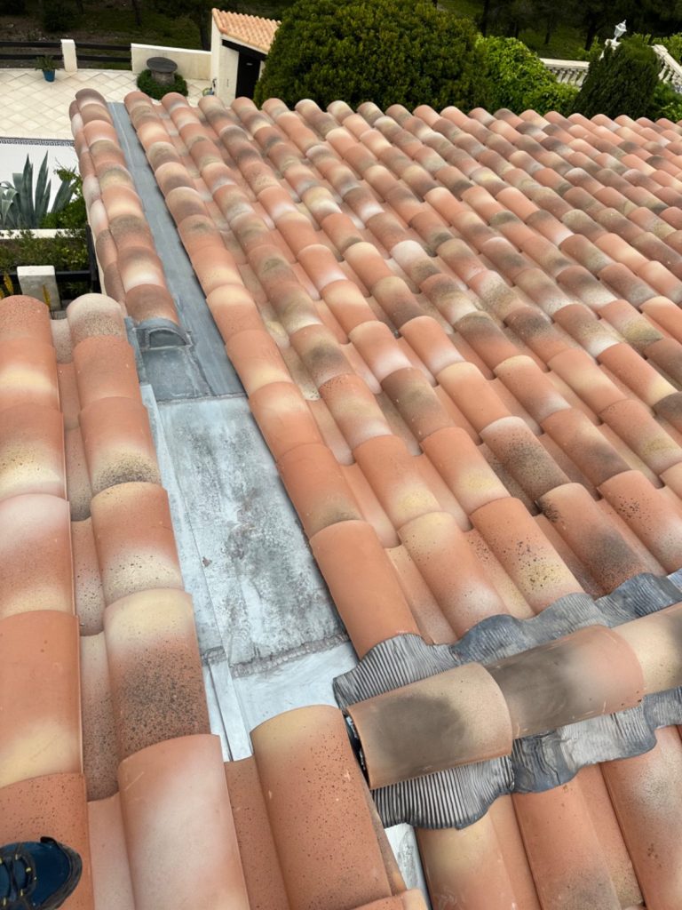 réfection de toiture par nos artisan couvreur à Aix en Provence 